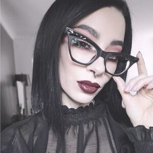 Valley Eyewear Seylah Sunglasses- Never worn- Brand New. Box, case, cloth. Goth.